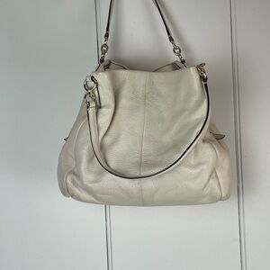 Coach Cream Leather Shoulder Bag